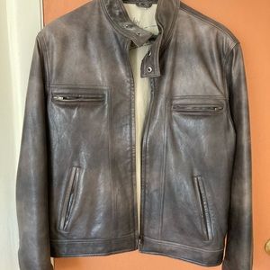 Guess, genuine leather jacket.